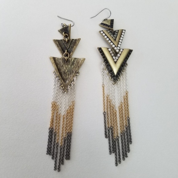 SOLD - Faux Gold Arrow Fringe Necklace & Earrings - Picture 7 of 8